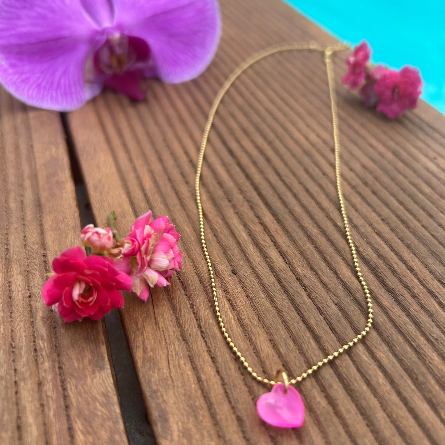 Chaine dorée Coeur Calcédoine rose Les Trésors De Ghjulia