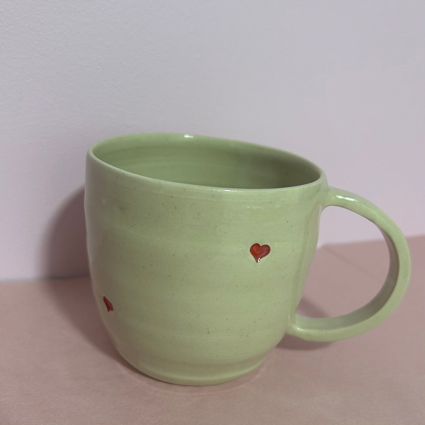 Mug Artisanal en Céramique Grès avec Petits Coeurs – Fabrication Corse Fait Main Les Trésors De Ghjulia
