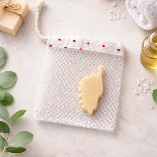 Filet à savon solide motif cœur – Accessoire zéro déchet - Artisanat Corse Les Trésors De Ghjulia