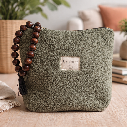 Pochette à perles Kaki en fourrure synthétique – Artisanat Corse Les Trésors De Ghjulia
