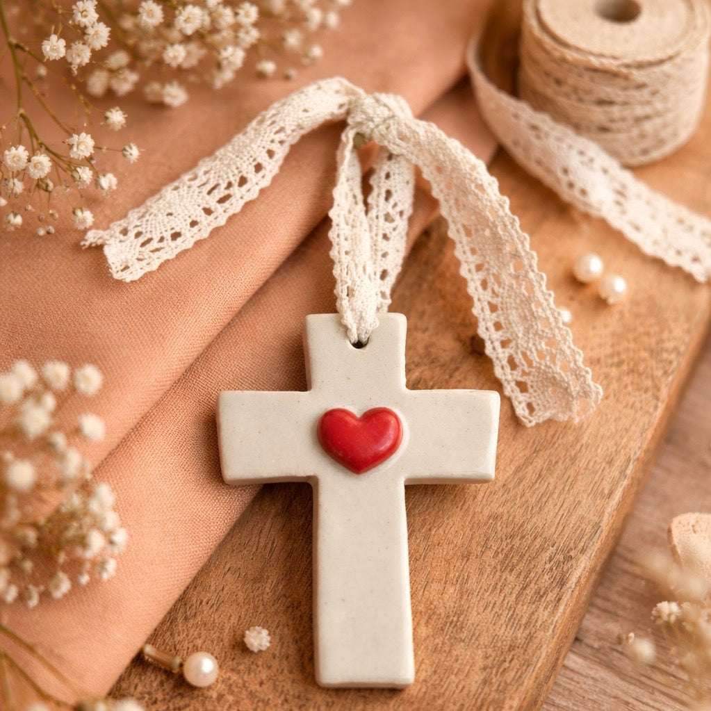 Croix Décorative Artisanale avec Cœur – Fabrication Corse Fait Main Les Trésors De Ghjulia