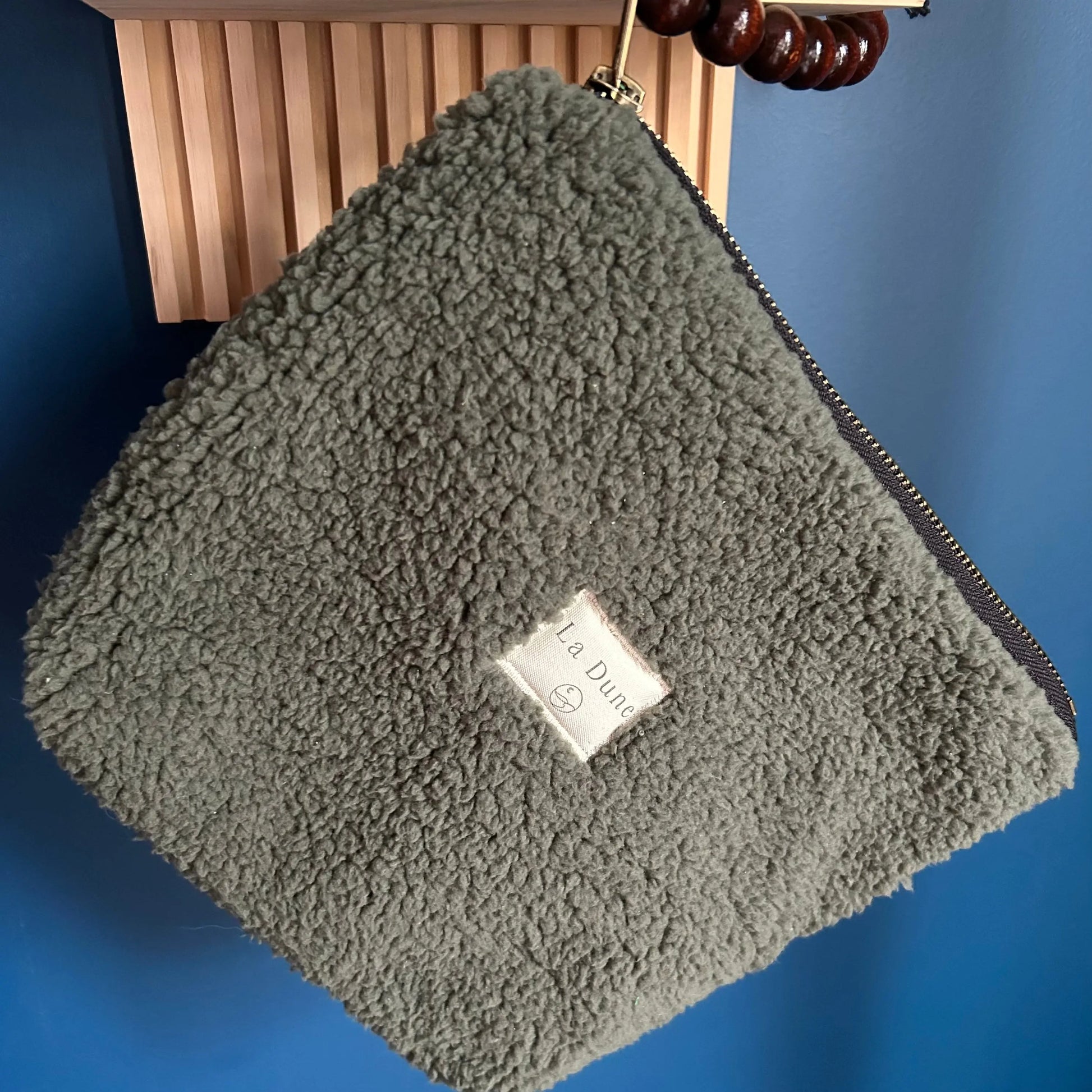 Pochette à perles fourrure Kaki Les Trésors De Ghjulia