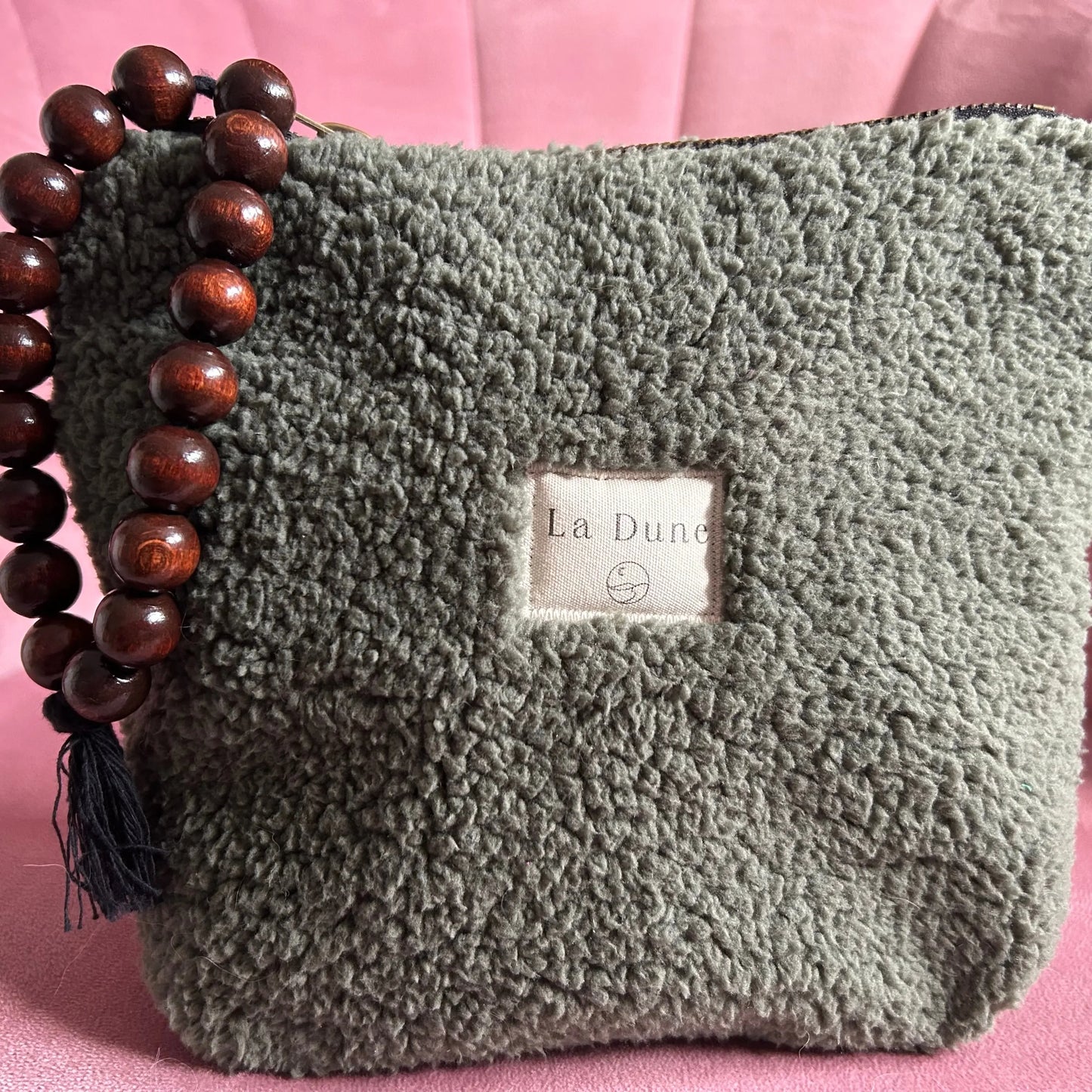 Pochette à perles fourrure Kaki Les Trésors De Ghjulia
